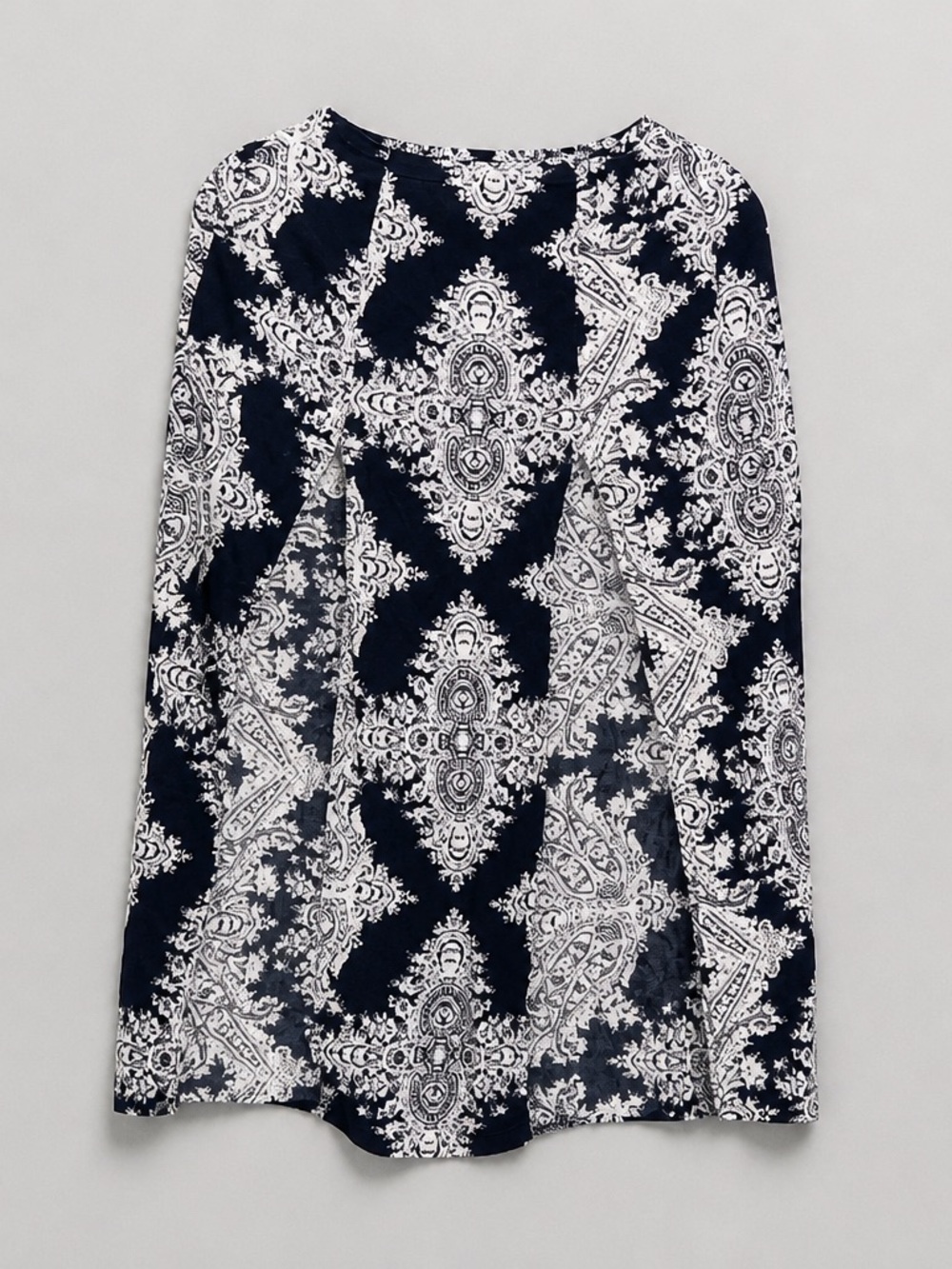 Forever 21 Navy and White Paisley A-Line Skirt